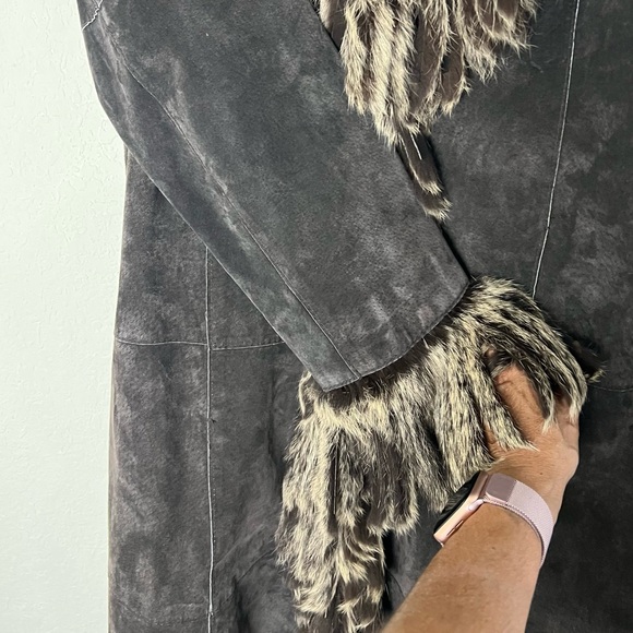 Raffaelo Leather Suede Coat with Fur Trim - Picture 6 of 14